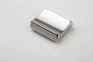 ネオジム鉄Bの注文の焼結させた磁石、スピーカーのネオジムの磁石は弧光を発する